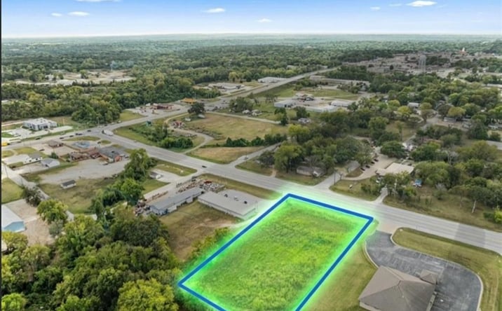 Pictures of Land property located at TBD N Centennial Boulevard, Nevada, MO 64772 for sales - image #1