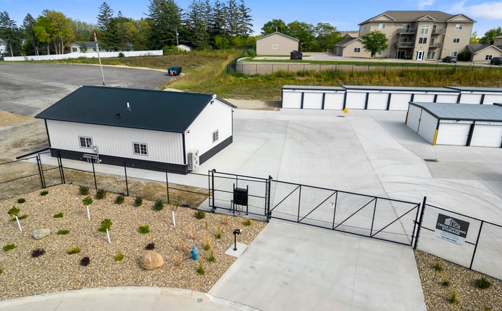 Pictures of Self Storage property located at 3556 Marnie Ave, Waterloo, IA 50701 for sales - image #1