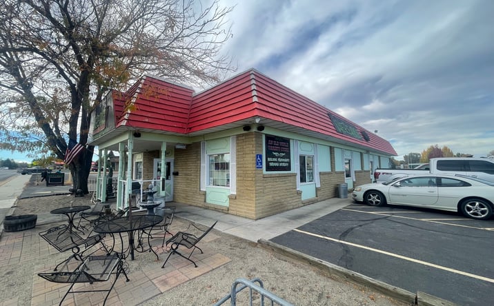 Pictures of Retail property located at 608 E Pershing Ave, Riverton, WY 82501 for sales - image #1