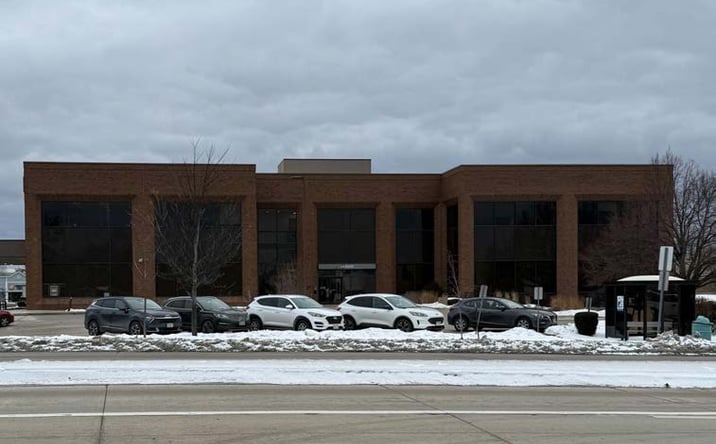Pictures of Office property located at 4701 Washington Ave, Racine, WI 53406 for sales - image #1