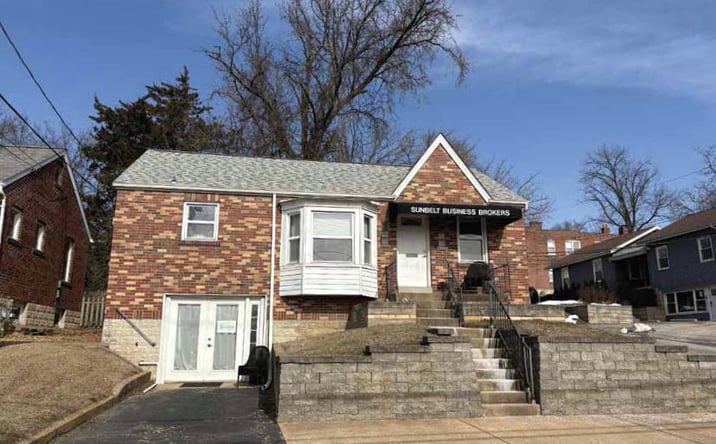 Pictures of Office property located at 8135 Manchester Road, St. Louis, MO 63144 for sales - image #1
