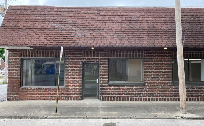 Pictures of Special Purpose property located at 101 S 16th, Murphysboro, IL 62966 for sales - image #1