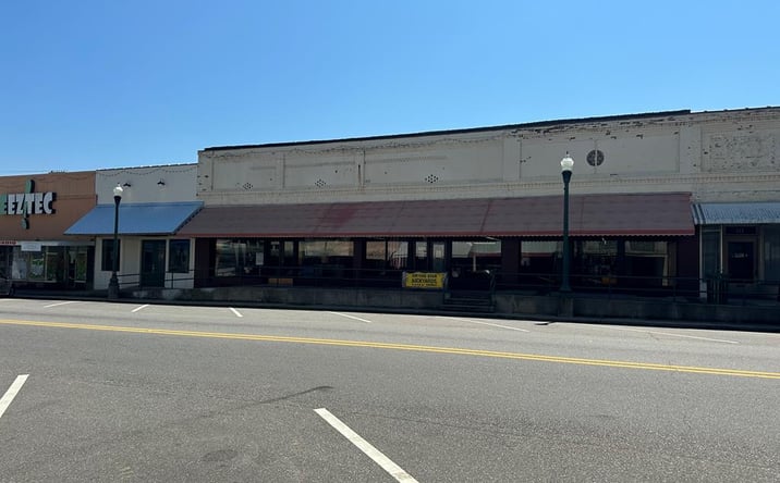 Pictures of Industrial, Retail property located at 111 S Main St, Brundidge, AL 36010 for sales - image #1