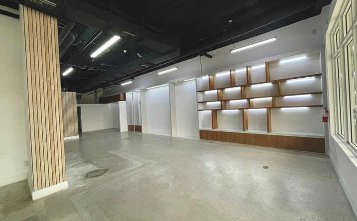 Pictures of Retail property located at 4100 Salzedo St #17, Coral Gables, FL 33146 for sales - image #1