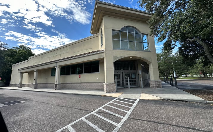 Pictures of Retail property located at 3917 N Nebraska Ave, Tampa, FL 33603 for sales - image #1