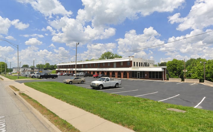 Pictures of Retail, Hospitality property located at 5012 State Avenue, Kansas City, KS 66102 for sales - image #1