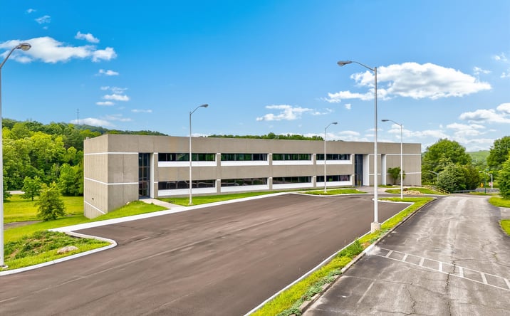 Pictures of Office property located at 150 Americus Avenue, Oak Ridge, TN 37830 for sales - image #1