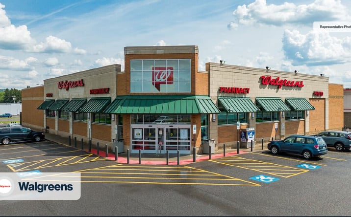 Pictures of Retail property located at 679 S Main St, Madisonville, KY 42431 for sales - image #1