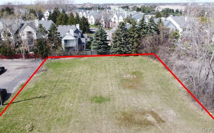 Pictures of Land property located at 31227 Dequindre Rd, Warren, MI 48071 for sales - image #1