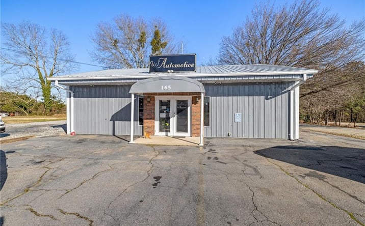 Pictures of Industrial, Retail, Office property located at 165 Camp Creek Road, Cornelia, GA 30531 for sales - image #1