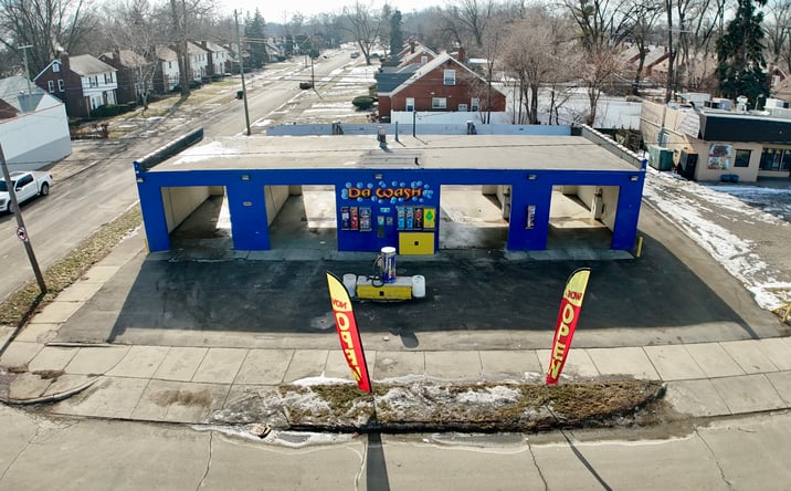 Pictures of Retail property located at 19501 PLYMOUTH Road, Detroit, MI 48228 for sales - image #1