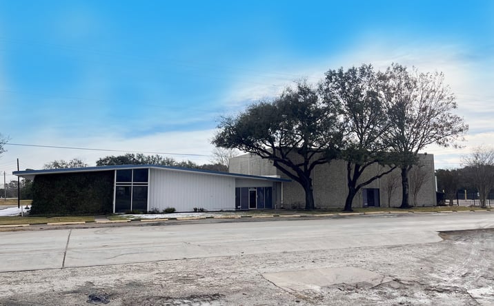 Pictures of Industrial property located at 626 N. 16th St., La Porte, TX 77571 for sales - image #1