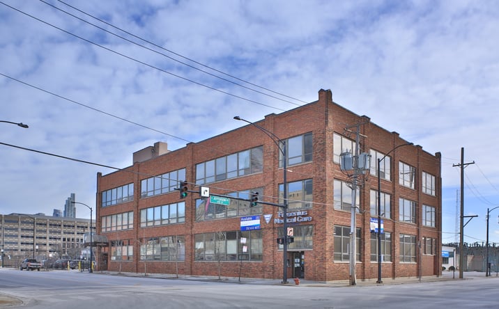Pictures of Office property located at 557 W Polk St, Chicago, IL 60607 for sales - image #1