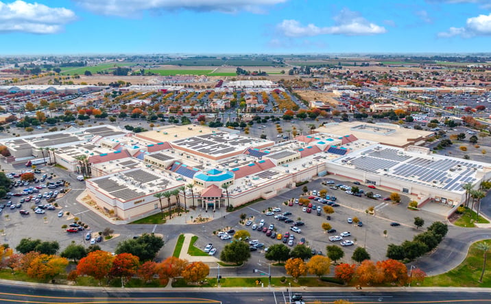 Pictures of Retail property located at 1669, 1671, 1675 & 1679 W Lacey Blvd, Hanford, CA 93230 for sales - image #1