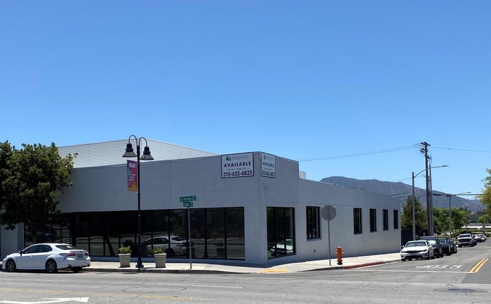 Pictures of Industrial, Office, Retail property located at 633 S San Fernando Blvd, Burbank, CA 91502 for sales - image #1