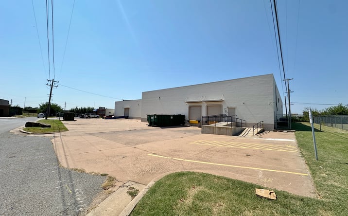 Pictures of Industrial property located at 329 S Blackwelder Ave, Oklahoma City, OK 73108 for sales - image #1