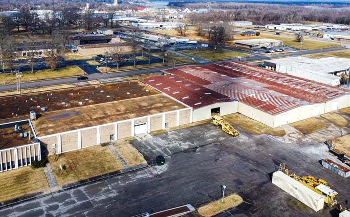 Pictures of Retail, Office, Industrial property located at 3000 Irvin Cobb Dr, Paducah, KY 42003 for sales - image #1