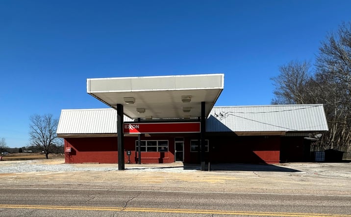Pictures of Mixed Use, Retail property located at 3210 Montezuma Road, Henderson, TN 38340 for sales - image #1
