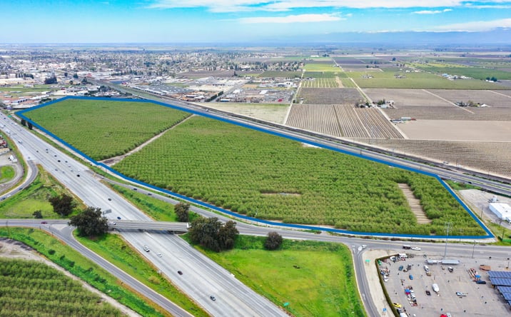 Pictures of Land property located at NWC of HWY 99 & E. Mountain View, Selma, CA 93662 for sales - image #1