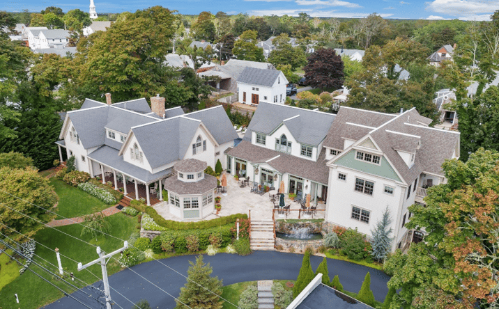 Pictures of Hospitality property located at 114 Parallel St, Harwich, MA 02645 for sales - image #1