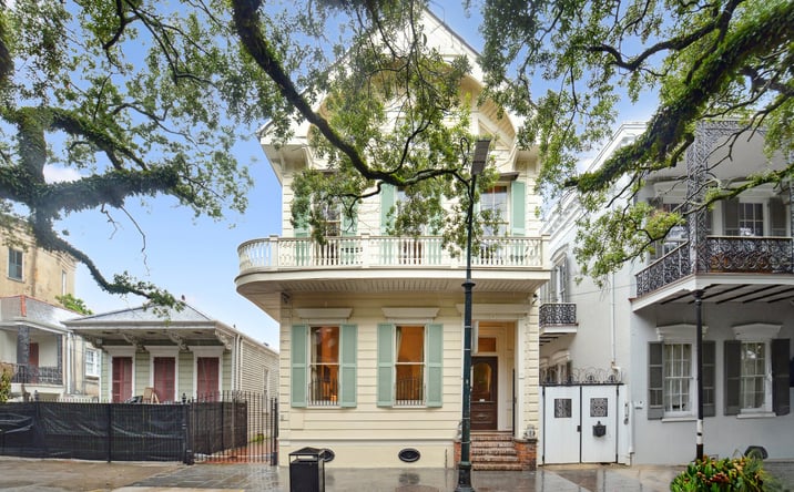 Pictures of Multifamily property located at 622 Esplanade Ave, New Orleans, LA 70116 for sales - image #1