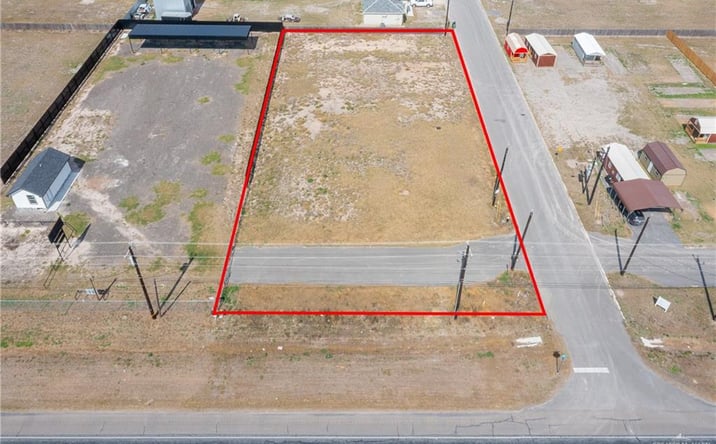 Pictures of Land property located at 11152 W Edinburg Avenue, Edinburg, TX 78538 for sales - image #1