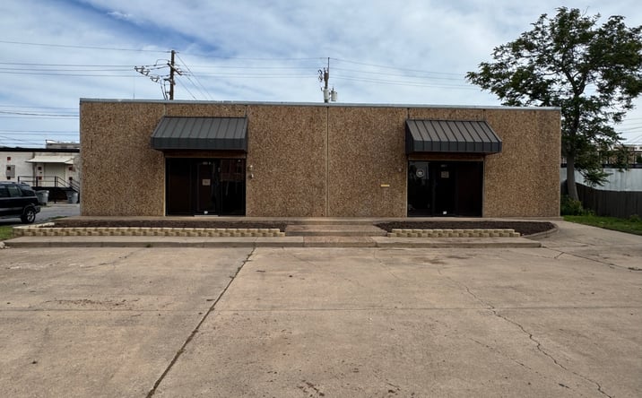 Pictures of Office property located at 607 SW E Ave, Lawton, OK 73501 for sales - image #1