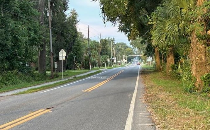 Pictures of Land property located at 5.7 acre SW 4th Ave, Chiefland, FL 32626 for sales - image #1