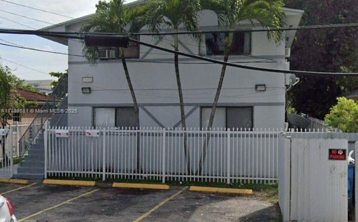 Pictures of Multifamily property located at 1286 NW 59th St, Miami, FL 33142 for sales - image #1