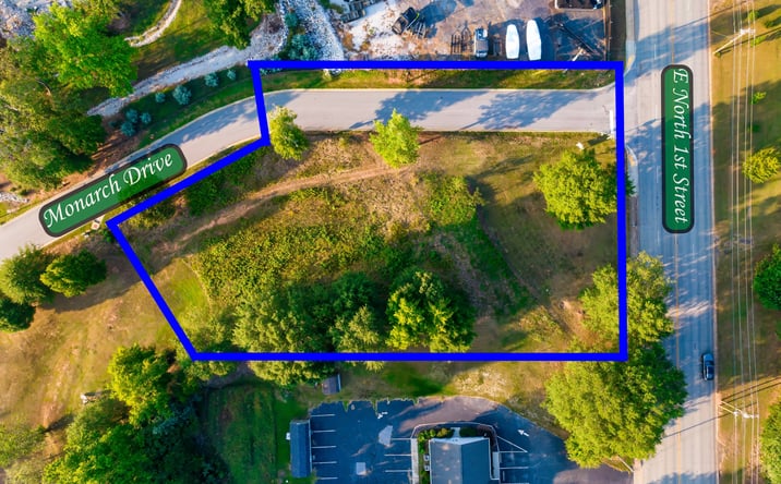 Pictures of Land property located at 911 E North 1st St, Seneca, SC 29678 for sales - image #1