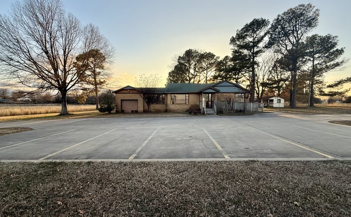 Pictures of Office property located at 9708 US-71 Office, Fort Smith, AR 72916 for sales - image #1
