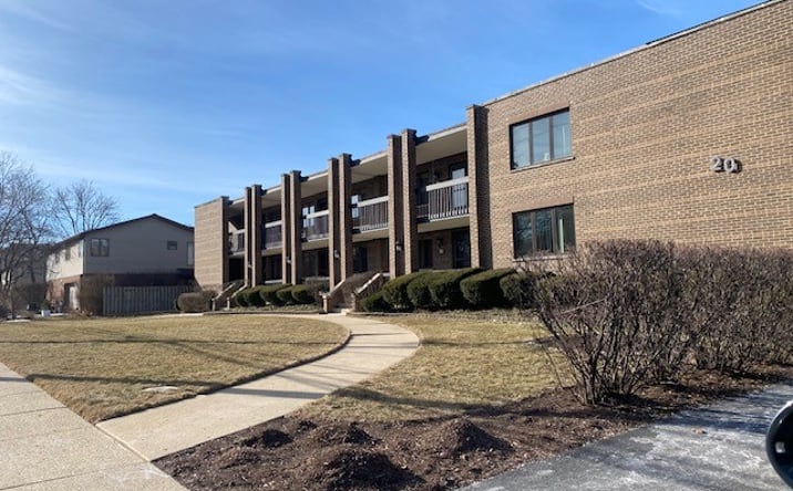 Pictures of Multifamily property located at 20 S Dee Rd, Park Ridge, IL 60068 for sales - image #1