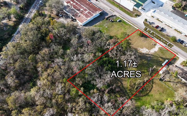 Pictures of Land property located at 713 E Alsobrook St, Plant City, FL 33563 for sales - image #1