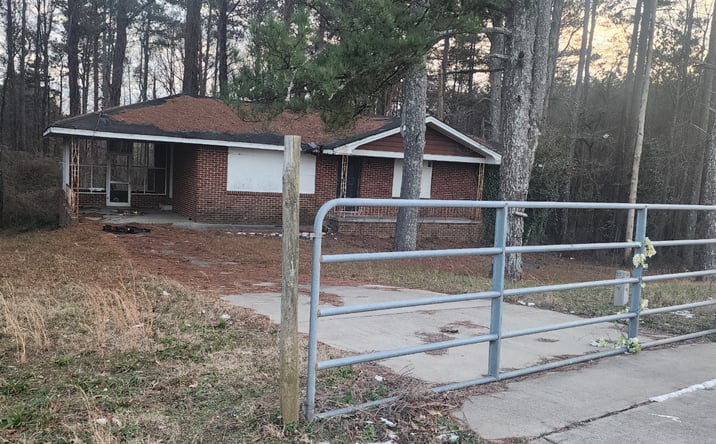 Pictures of Land property located at 1882 Godby Rd, Atlanta, GA 30349 for sales - image #1