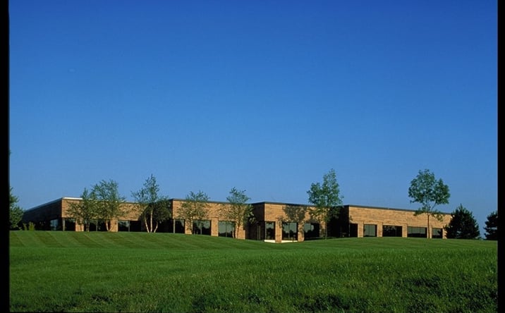 Pictures of Office property located at 701 Woodlands Pkwy, Vernon Hills, IL 60061 for sales - image #1