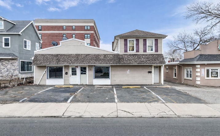 Pictures of Office, Retail property located at 369 Carr Avenue, Keansburg, NJ 07734 for sales - image #1