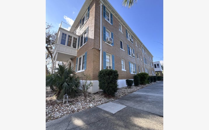 image of property at 124 LIVE OAK AVE Daytona Beach FL 32114