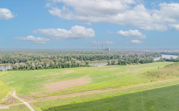 Pictures of Land property located at 139 ACRES APPLEWOOD Road, Council Bluffs, IA 51503 for sales - image #1
