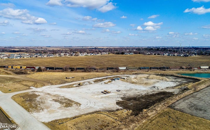 Pictures of Land property located at 549 W 13Th Street, Nevada, IA 50201 for sales - image #1
