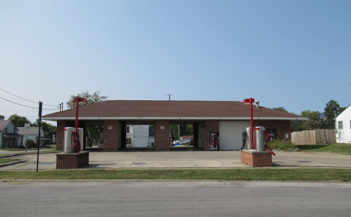 Pictures of Special Purpose property located at 702 Palean Street, Keokuk, IA 52632 for sales - image #1