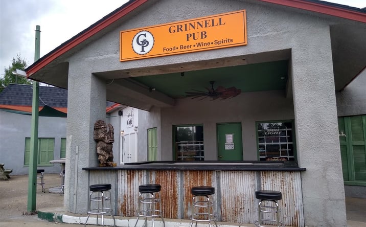 Pictures of Retail property located at 909 State Street, Grinnell, IA 50112 for sales - image #1
