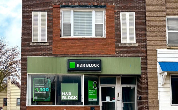 Pictures of Office, Retail property located at 1320 Edgington Avenue, Eldora, IA 50627 for sales - image #1