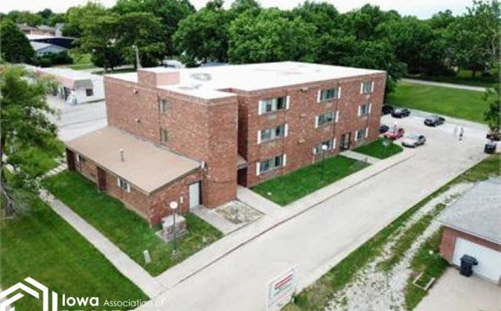 Pictures of Multifamily, Office, Retail property located at 318 E Main Street, Lamoni, IA 50140 for sales - image #1