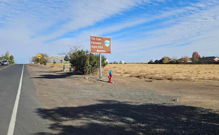 Pictures of Land property located at 318 1st Ave, Culver, OR 97734 for sales - image #1