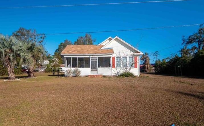 Pictures of Land property located at 135 SE Oak St, Madison, FL 32340 for sales - image #1
