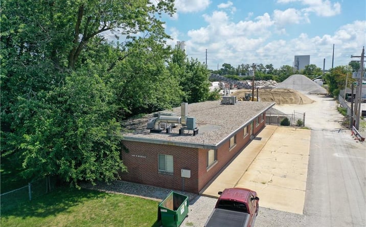 Pictures of Office property located at 2602 N Morgan St, Decatur, IL 62526 for sales - image #1