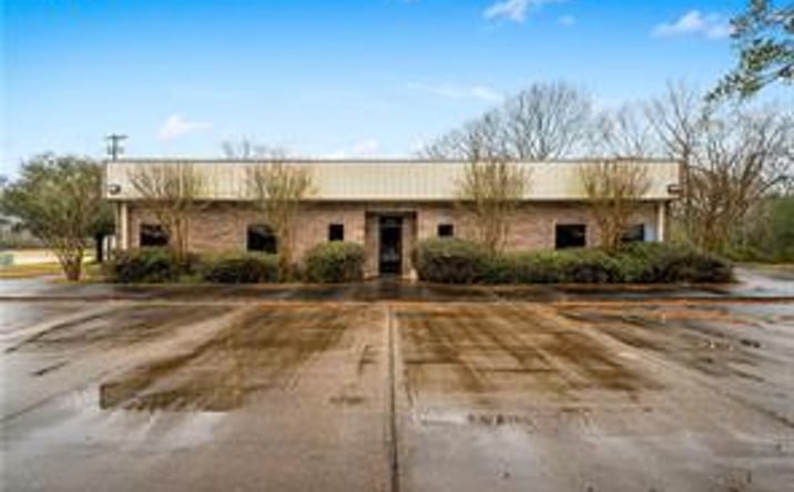 Pictures of Office property located at 12334 165 Highway, Glenmora, LA 71433 for sales - image #1