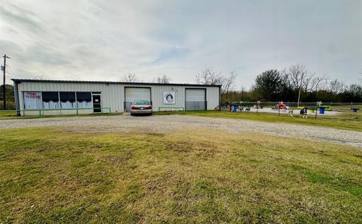 Pictures of Mixed Use, Special Purpose property located at 465164 US-64, Sallisaw, OK 74955 for sales - image #1