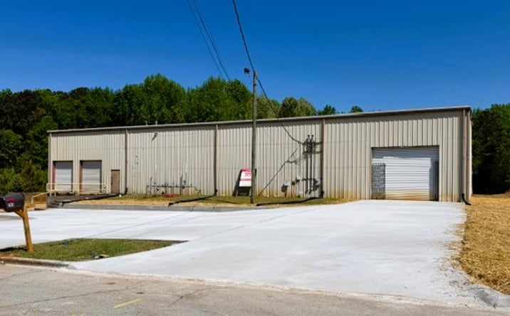 Pictures of Industrial property located at 206 Industrial Ct, Carrollton, GA 30117 for sales - image #1