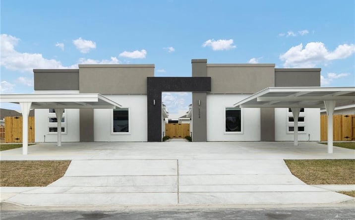 Pictures of Multifamily property located at 428 Acacia Street, Alamo, TX 78516 for sales - image #1
